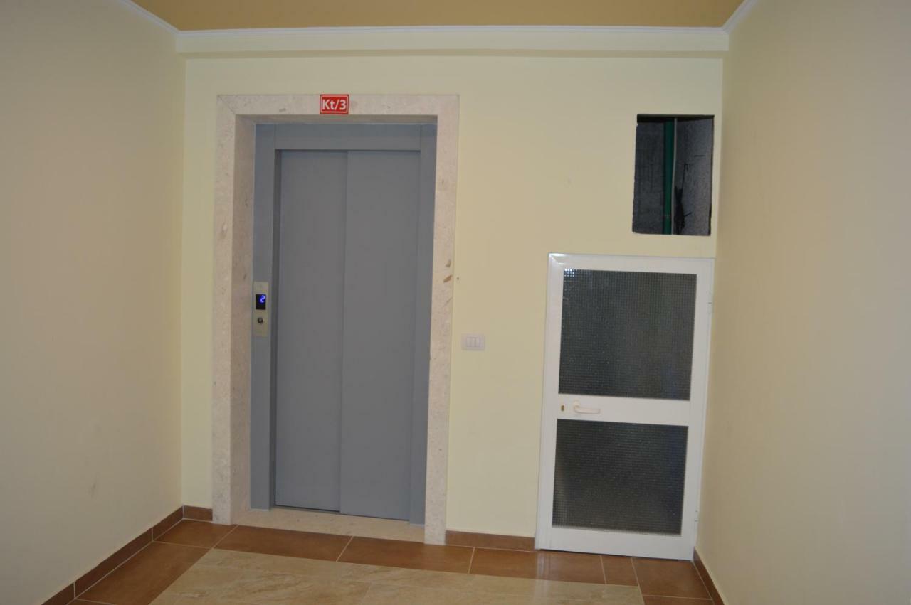 Apartment Bllaca Shëngjin Buitenkant foto