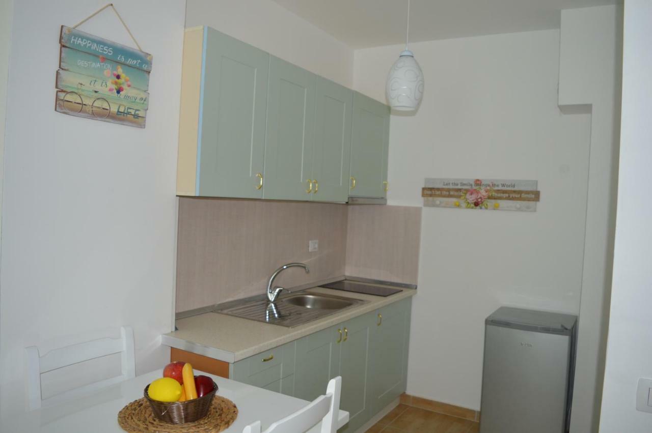 Apartment Bllaca Shëngjin Buitenkant foto
